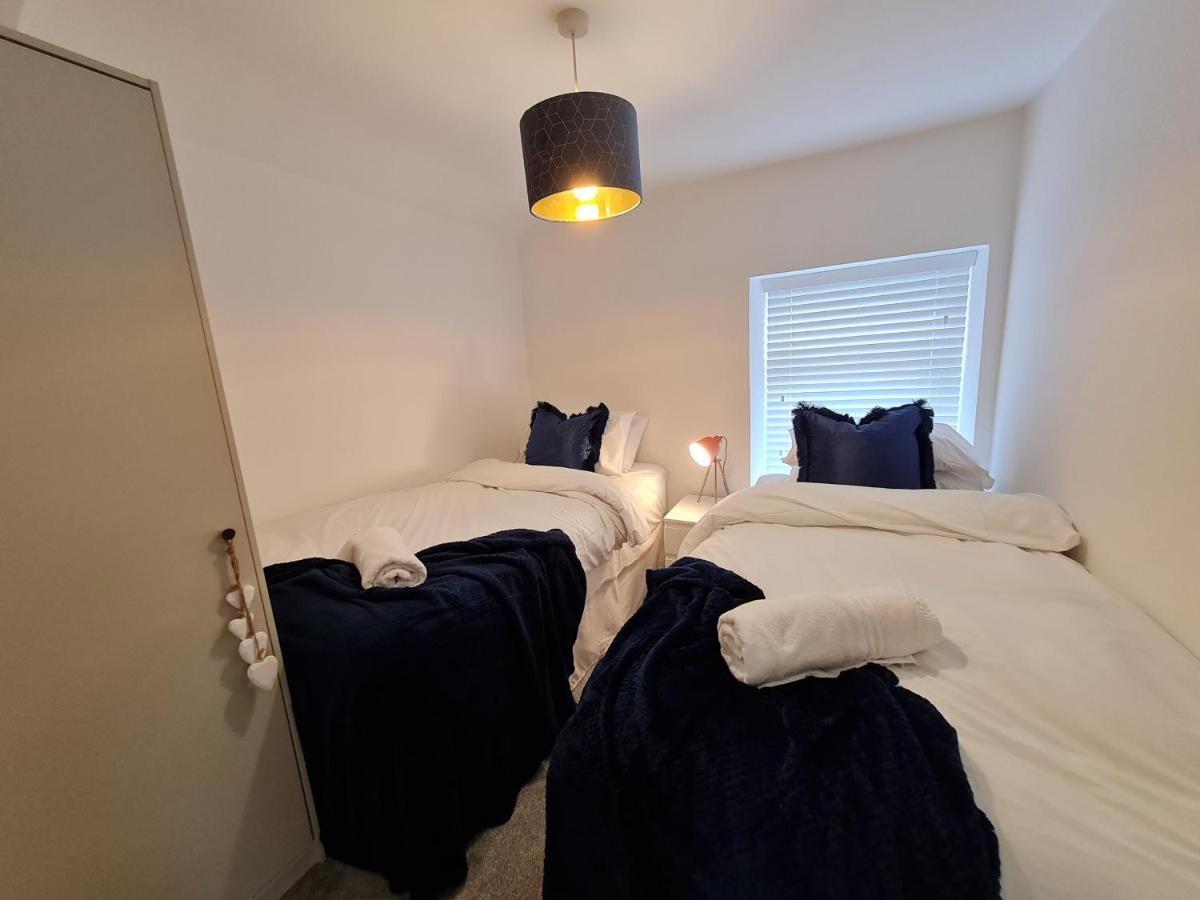 Perfect Location 3 Bed Serviced Apartment With Bike Storage For Bpw. Close To Brecon Beacons Merthyr Tydfil Luaran gambar