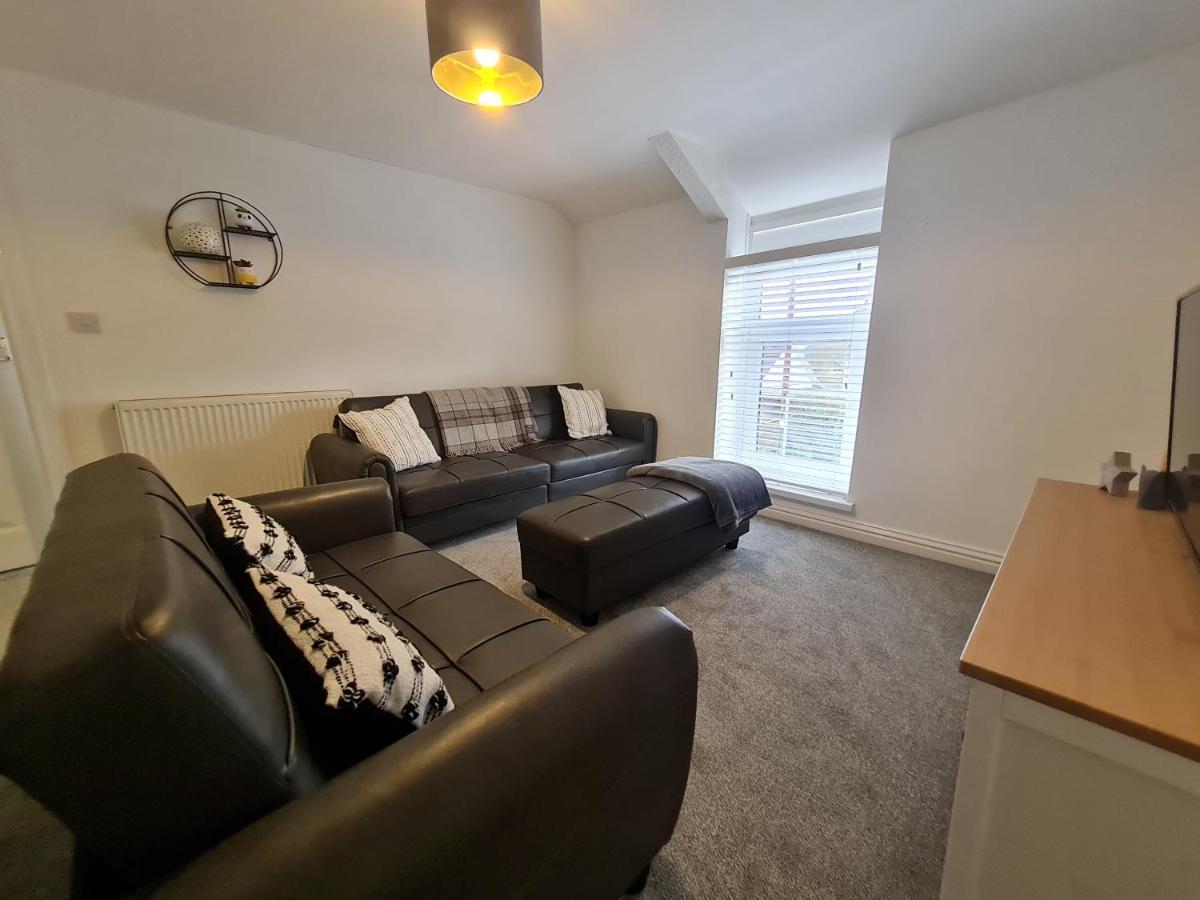 Perfect Location 3 Bed Serviced Apartment With Bike Storage For Bpw. Close To Brecon Beacons Merthyr Tydfil Luaran gambar